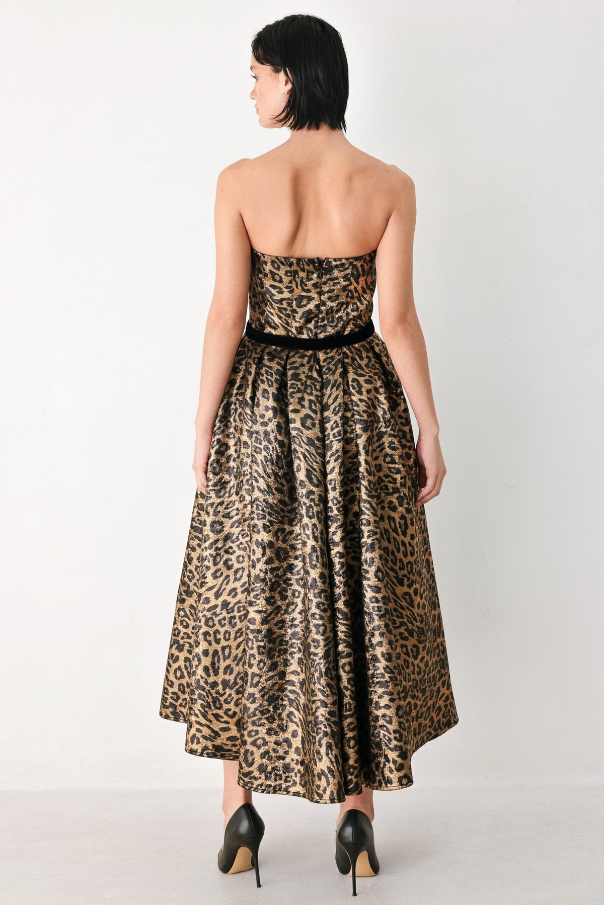 WILDLY GOLDEN LEOPARD STRAPLESS MIDI DRESS - Prim Clothing Company